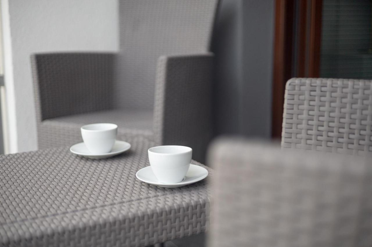 Burakowska Pastel Elegant Apartment Warschau Buitenkant foto