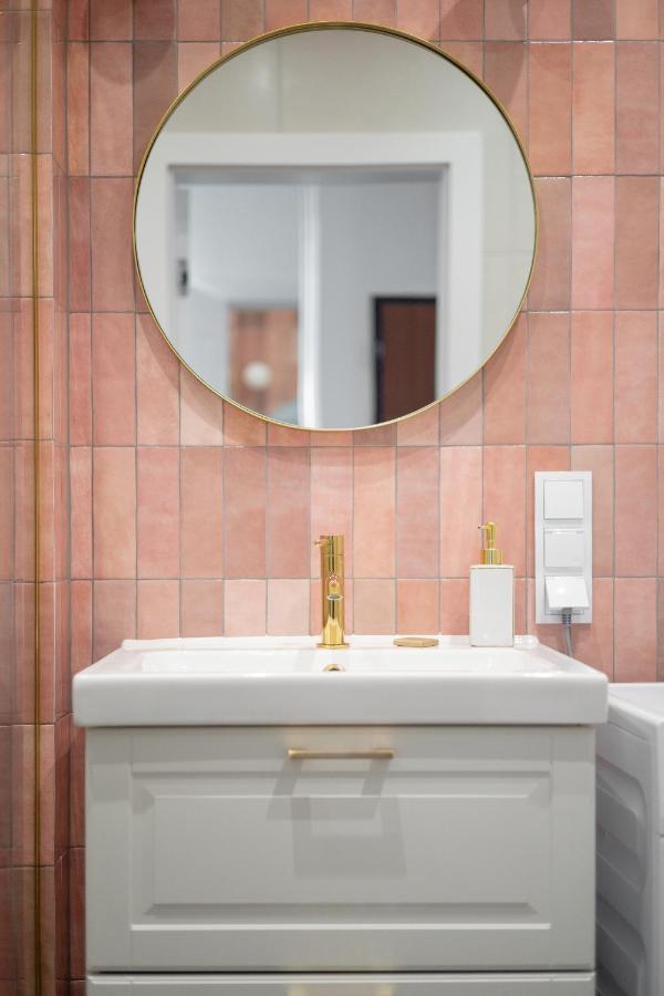 Burakowska Pastel Elegant Apartment Warschau Buitenkant foto